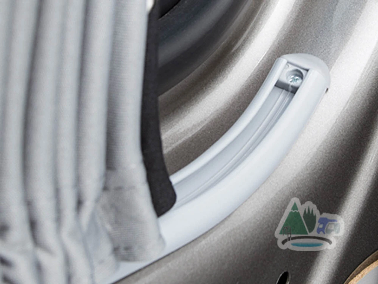 Adventurer Ford Transit Custom Campervan Blackout Curtains Kit - Black/Grey 8 Adventurer Ford Transit Custom Campervan Blackout Curtains Kit - Black/Grey - Image 6