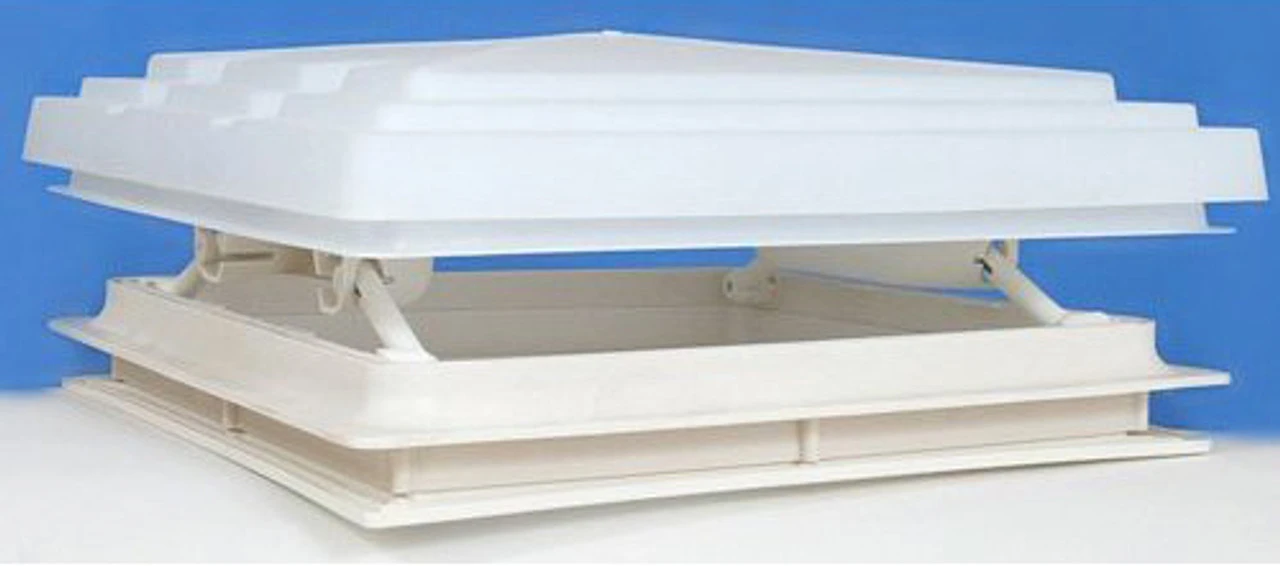 MPK 360 X 320 Integrated Caravan Rooflight 4 MPK 360 X 320 Integrated Caravan Rooflight - Image 2