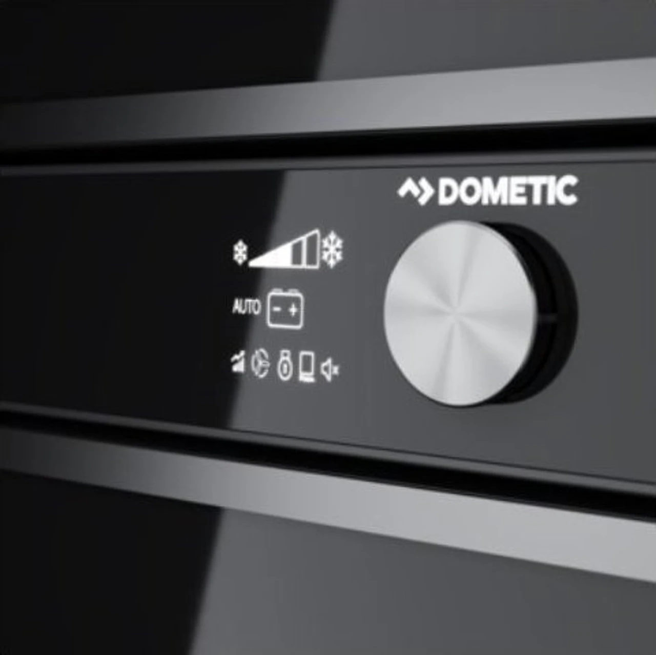 Dometic RCD 10.5XT Tower Fridge Freezer 12v 8 Dometic RCD 10.5XT Tower Fridge Freezer 12v - Image 6