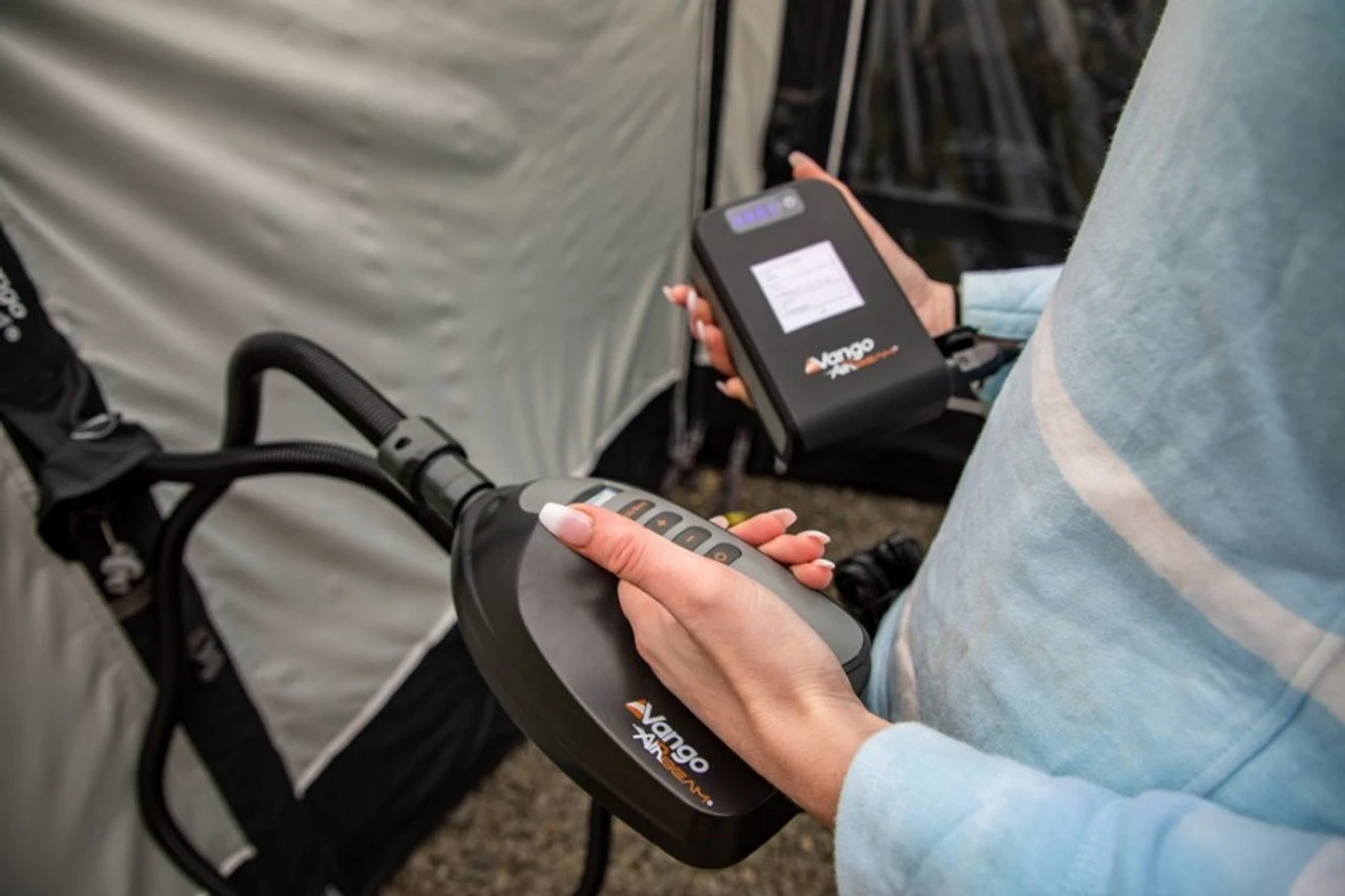 Vango Zephyr Airbeam Digital Electric Awning Pump 5 Vango Zephyr Airbeam Digital Electric Awning Pump - Image 3