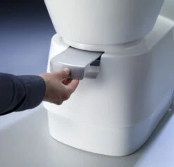 Dometic CTW 4110 Caravan Motorhome Cassette Toilet -Outdoor Products Series blade 72824.1382356287.1280.1280 19417.1382362822