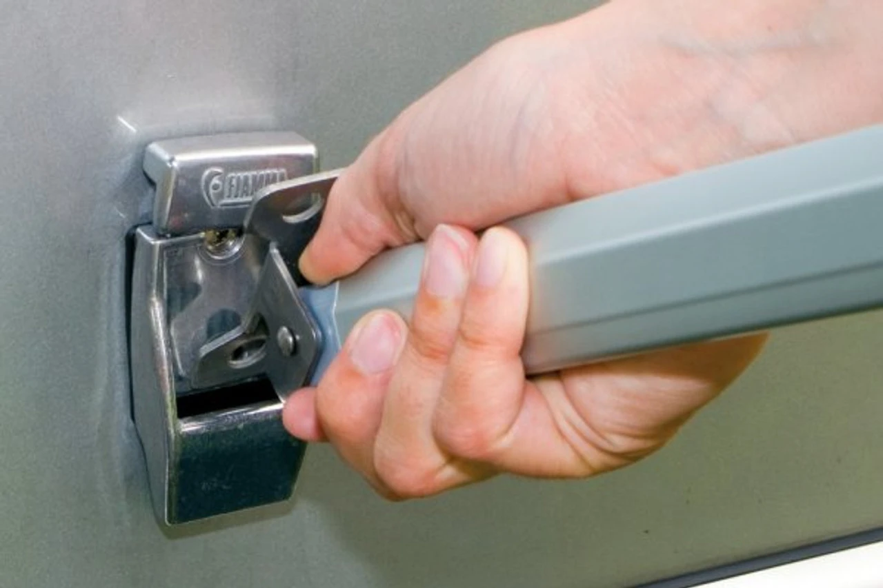 Fiamma Caravanstore XL Caravan And Motorhome Awning Canopy 13 Fiamma Caravanstore XL Caravan And Motorhome Awning Canopy - Image 11