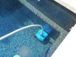 Dolphin Hybrid RS1 Swimming Pool Cleaning Robot -Outdoor Products Series rs1 underwater floor 97808.1429106827