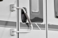 Thule Caravan And Motorhome Security Handrail -Outdoor Products Series security handrail1 24779.1537275182